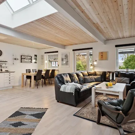 2 Bedroom Amazing In Ferienhaus