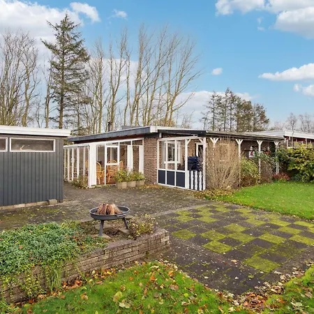 2 Bedroom Amazing In Ferienhaus